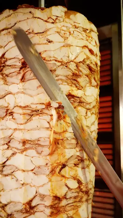 Döner being sliced, close up